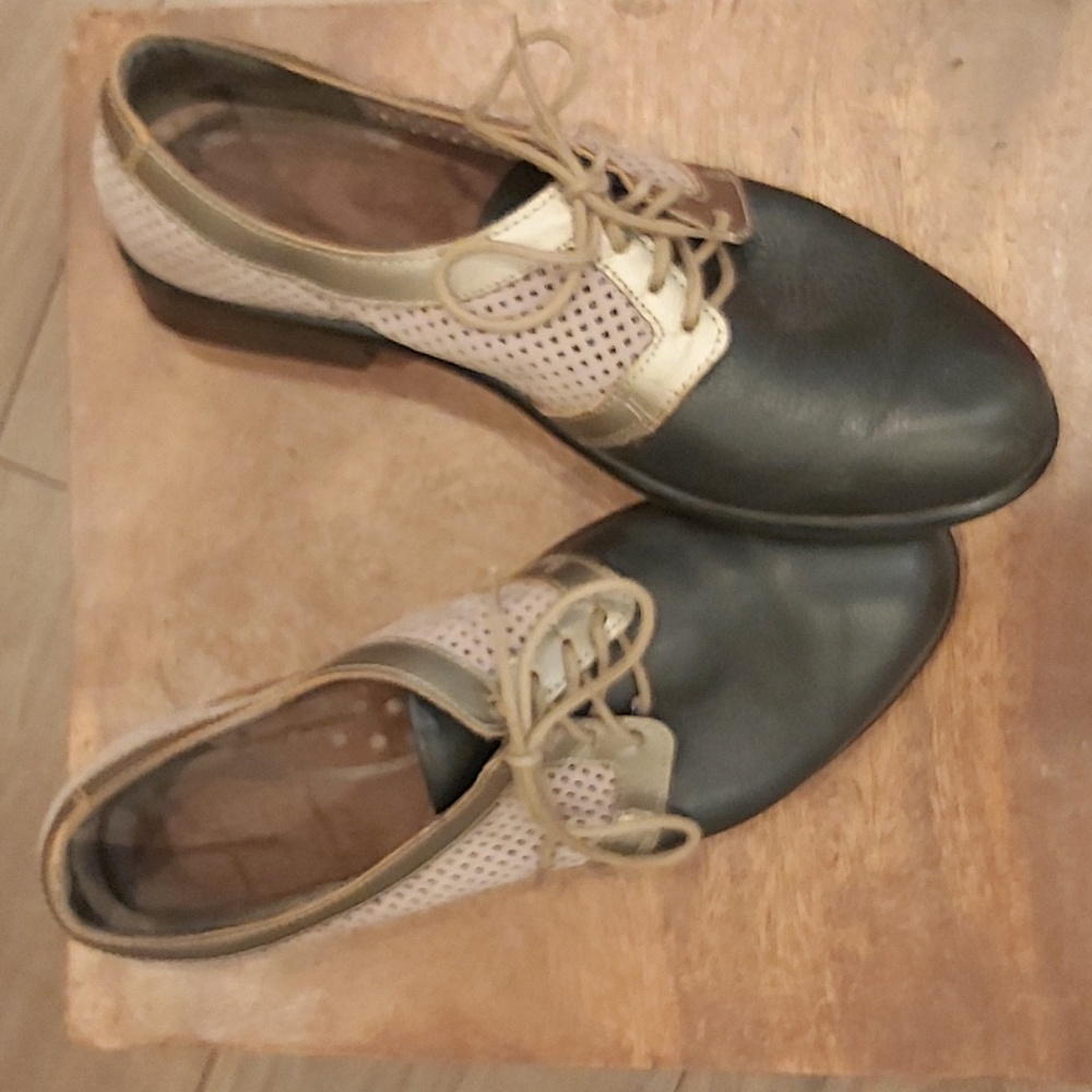 Naot Aura Kedma lace-up loafer